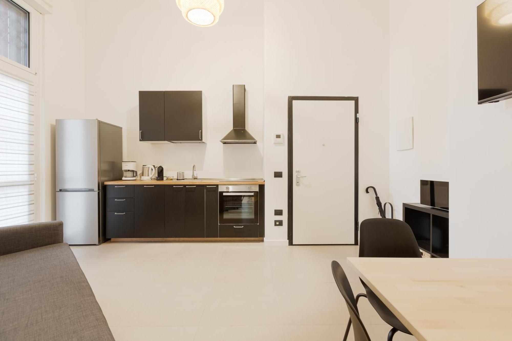 Cozy Corner With Balcony And Private Garage! Apartment Milan Luaran gambar
