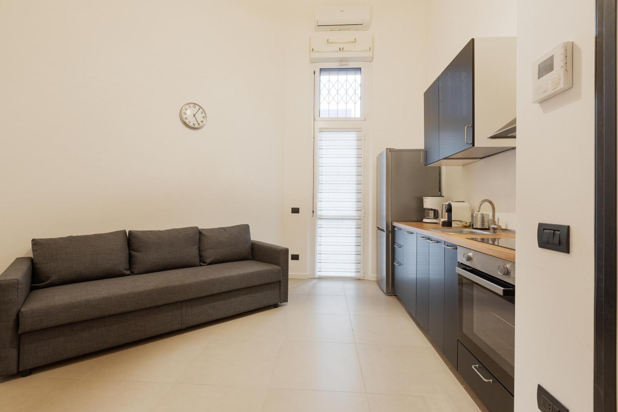 Cozy Corner With Balcony And Private Garage! Apartment Milan Luaran gambar