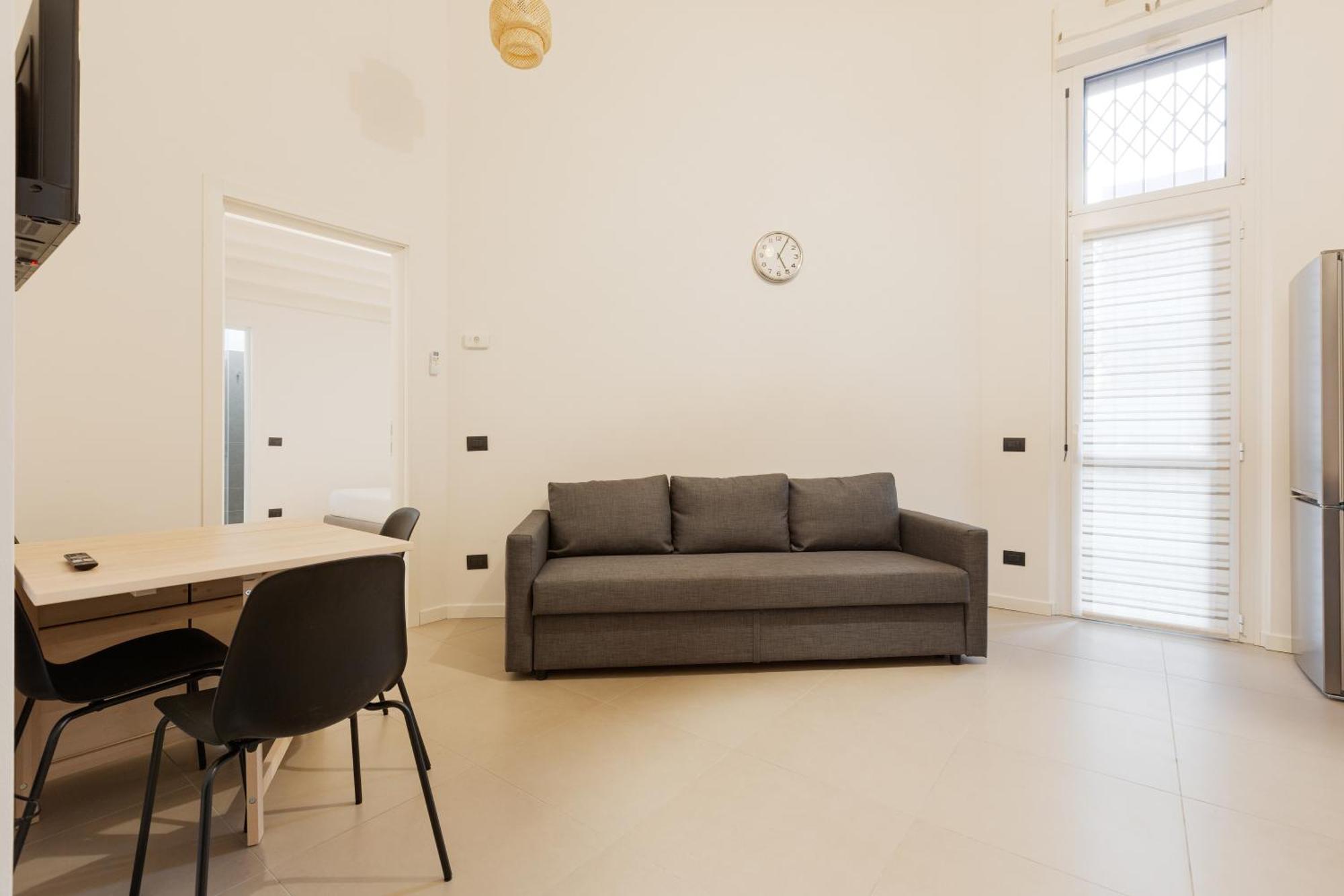 Cozy Corner With Balcony And Private Garage! Apartment Milan Luaran gambar