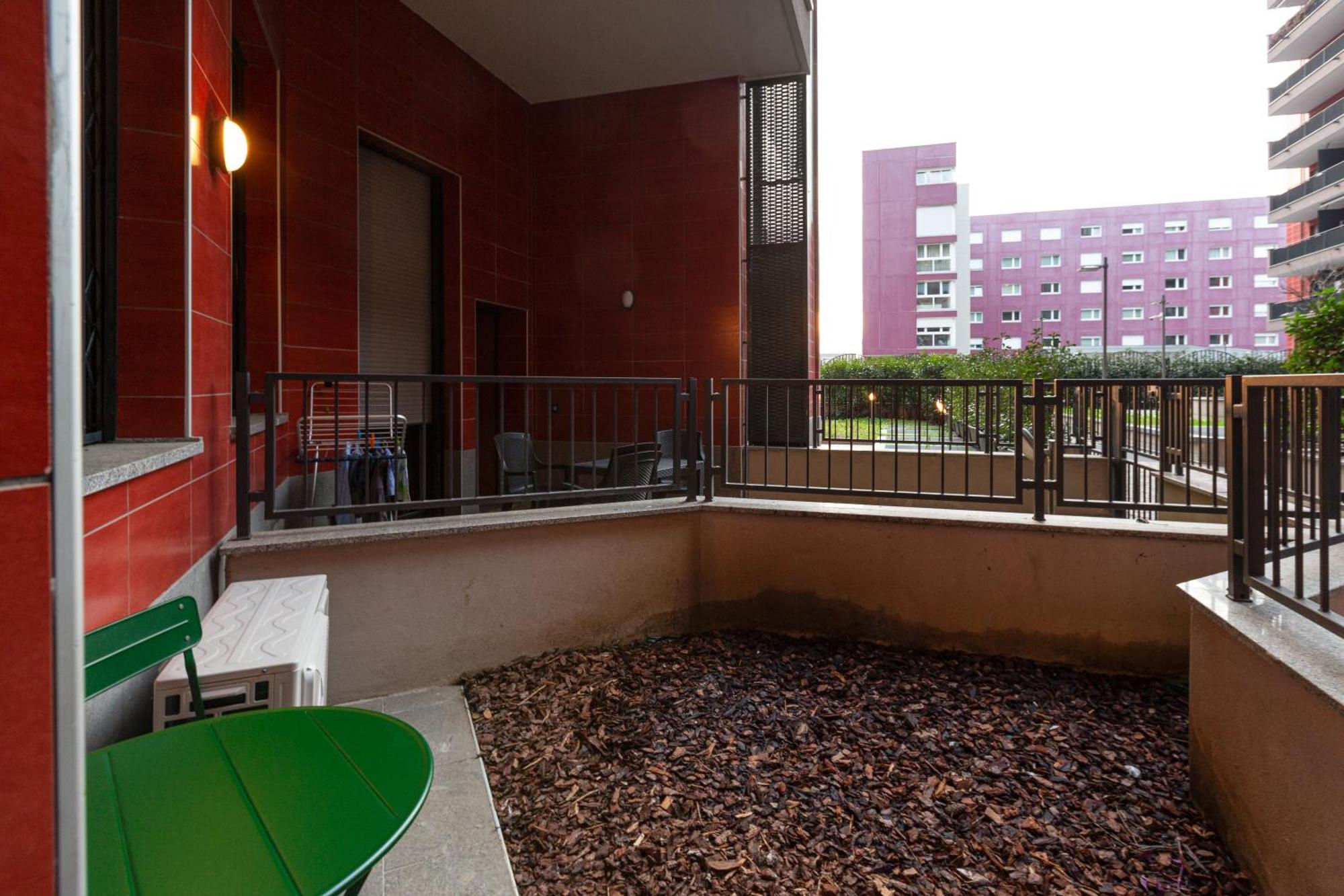 Cozy Corner With Balcony And Private Garage! Apartment Milan Luaran gambar