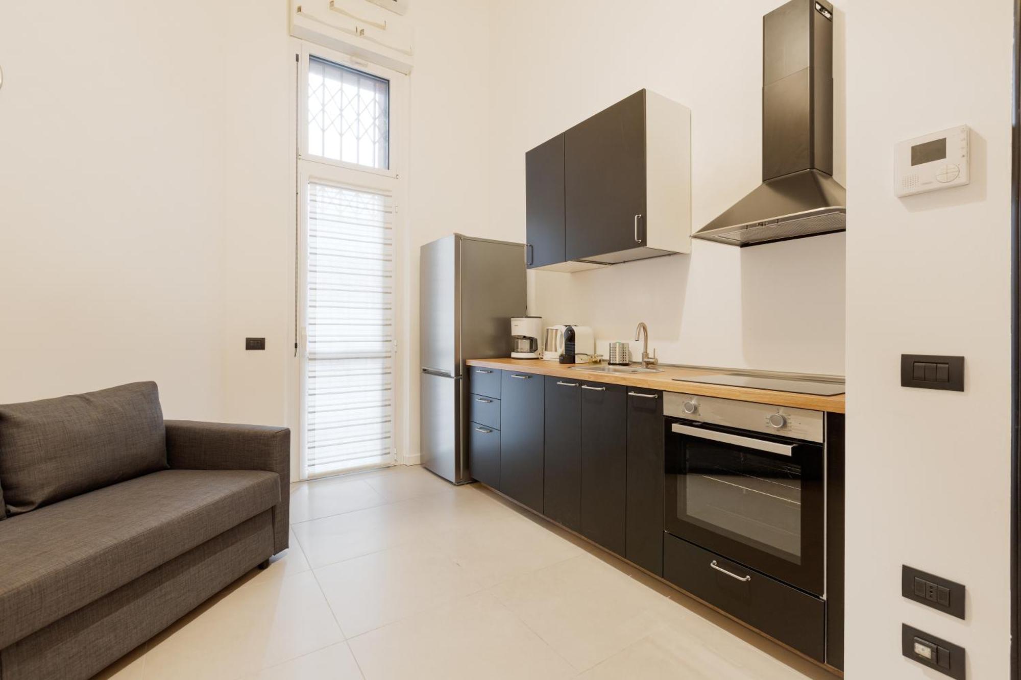 Cozy Corner With Balcony And Private Garage! Apartment Milan Luaran gambar
